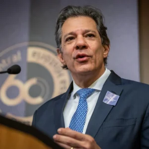 A repercussão ocorre na última semana antes do segundo turno da eleição presidencial, marcado para 25 de outubro, quando Lula e Flávio Bolsonaro disputarão a Presidência da República.