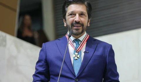 Ricardo Nunes promulga lei que cria Dia Universal de Oração em São Paulo