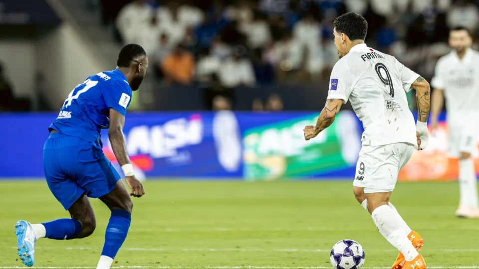Firmino brilha, e Al-Sadd leva título no Catar e vaga na Ásia