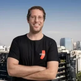 Preso por agredir a esposa, Ivo Kos é solto e diz ter sido vítima de injustiça