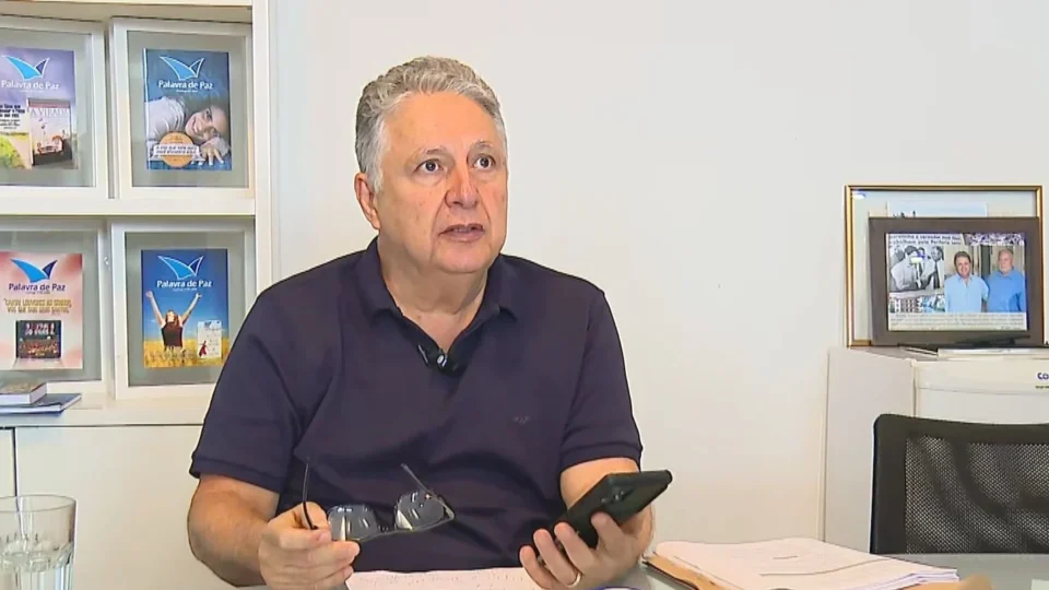 Após votar, Garotinho aciona TSE em novo recurso para liberar candidatura no Rio