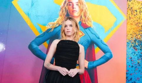 James Gunn quebra silêncio e nega demissão de Milly Alcock do papel de Supergirl
