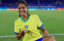 Quem é Giovanna Waksman, brasileira de 17 anos escolhida por Messi como promessa do futebol