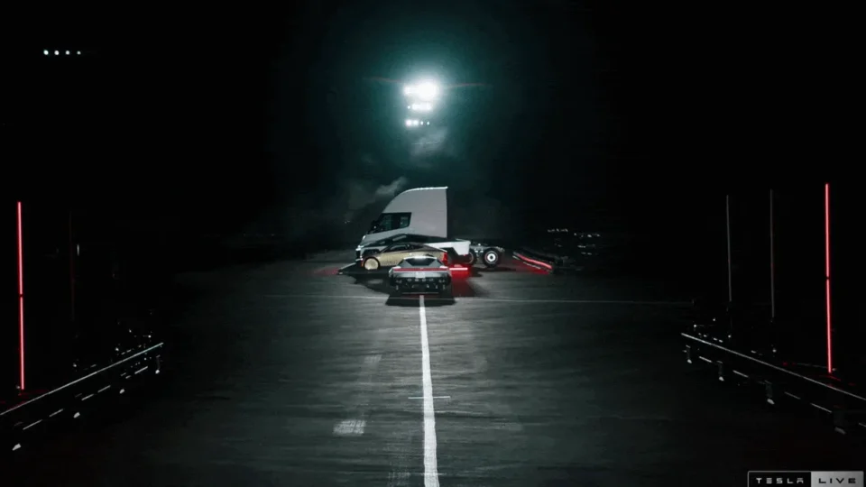 Novo Tesla Roadster 2026 ‘voa’ com tecnologia da SpaceX