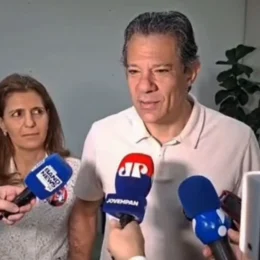 Haddad vota em São Paulo e diz que há clima excelente para reeleição de Lula