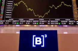 Ibovespa dispara quase 8% e supera 207 mil pontos após Flávio ficar à frente de Lula