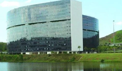 Crise em MG pode atrasar salários e cortar IPVA em janeiro 2027