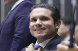 Hugo Motta ganha apoio de sete partidos para tentar reeleição à Presidência da Câmara