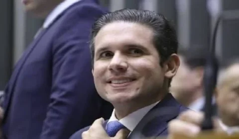 Hugo Motta ganha apoio de sete partidos para tentar reeleição à Presidência da Câmara