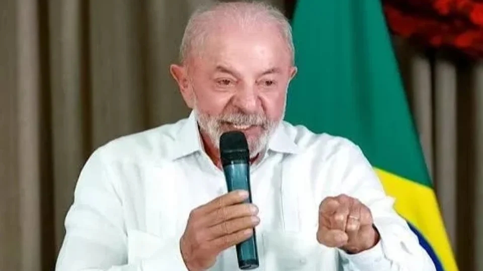 Campanha de Lula recruta jovens eleitos e influenciadores para força-tarefa digital
