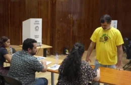 Brasileiros vão às urnas nos EUA sob temor de ações do ICE