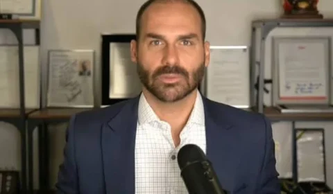 Eduardo Bolsonaro cita ‘interferência estrangeira’ e compara eleição no Brasil à da Romênia