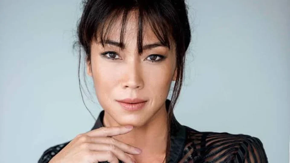 Danni Suzuki volta à Globo após seis anos para estrelar série policial erótica