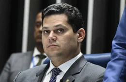 Alcolumbre celebra fim da escala 6×1: “Mais tempo para estar com a família, cuidar da saúde e descansar”