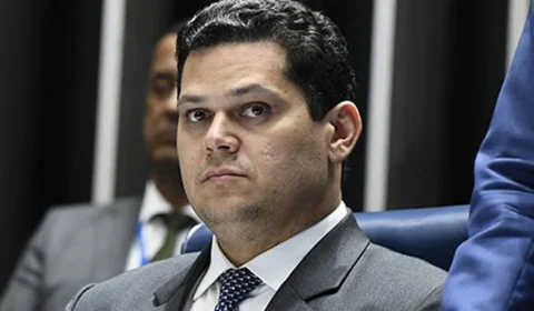 Alcolumbre celebra fim da escala 6×1: “Mais tempo para estar com a família, cuidar da saúde e descansar”
