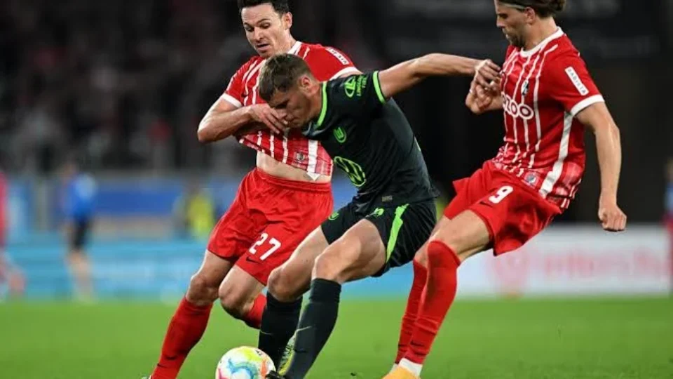 Freiburg e Wolfsburg fazem duelo decisivo pela Copa da Alemanha