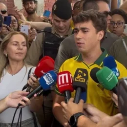 Nikolas descarta ministério de Flávio e mira presidência da CCJ na Câmara em 2027