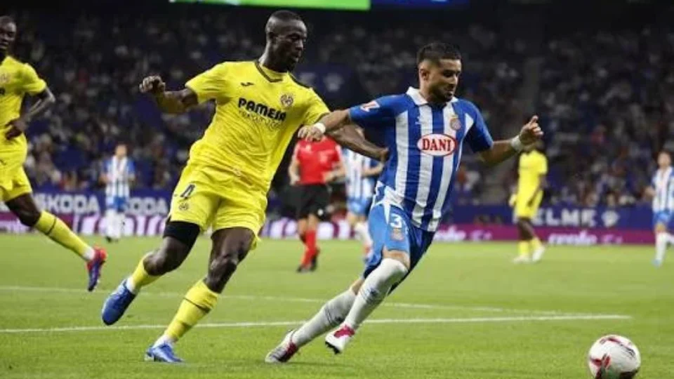 Villarreal recebe Espanyol em confronto marcado por momentos opostos na LaLiga