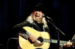 Quem foi John Anderson, lenda do country que morreu aos 71 anos?