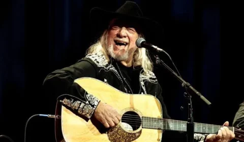 Quem foi John Anderson, lenda do country que morreu aos 71 anos?