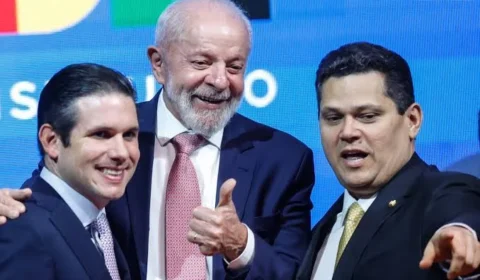 Lula é reeleito, mas terá de negociar com Congresso de oposição fortalecida