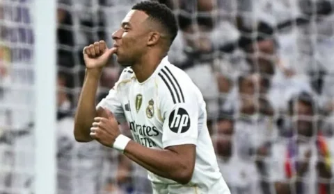 Kylian Mbappé impulsiona Real contra Barça líder no Clásico hoje