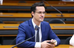 PT mira mandato de Deltan Dallagnol após eleição ao Senado e provoca reação do ex-procurador