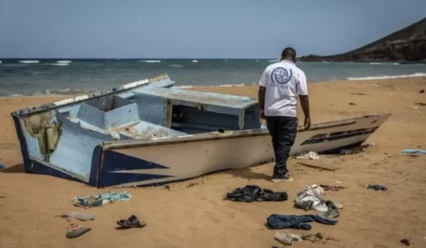 Naufrágio no Djibuti deixa 139 migrantes mortos e 84 desaparecidos