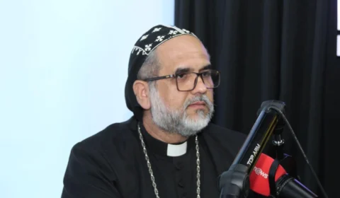 VÍDEO: Padre Kelmon pede Pix para fazer campanha por Flávio Bolsonaro