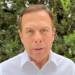 Após romper com Jair Bolsonaro, João Doria declara apoio a Flávio no segundo turno