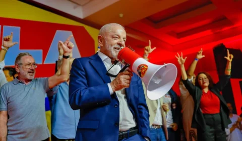 Lula revê estratégia e avalia mudanças no QG para tentar reação no 2º turno