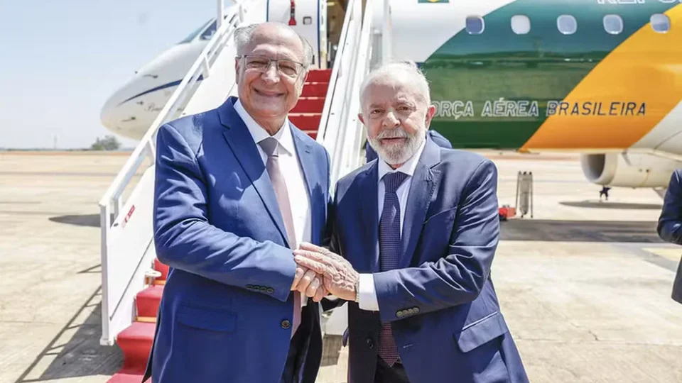 Lula planeja viagens a quatro países até dezembro; agenda inclui visita aos Estados Unidos