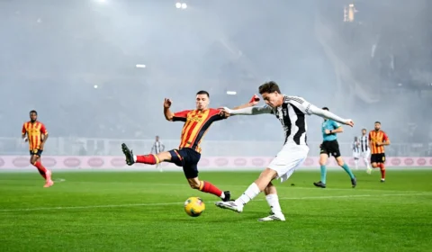 Juventus vence Lecce fora de casa e volta a ganhar na Serie A