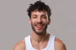 Matheus Sabbá morre aos 30 anos e deixa legado no teatro, cinema e ópera brasileira