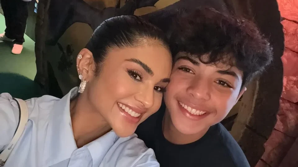 Mileide Mihaile sofre com saída do filho de casa para intercâmbio: “Coração despedaçado”