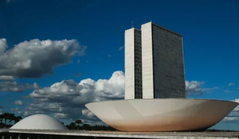 Por que candidatos com menos votos podem ser eleitos? Entenda o sistema proporcional