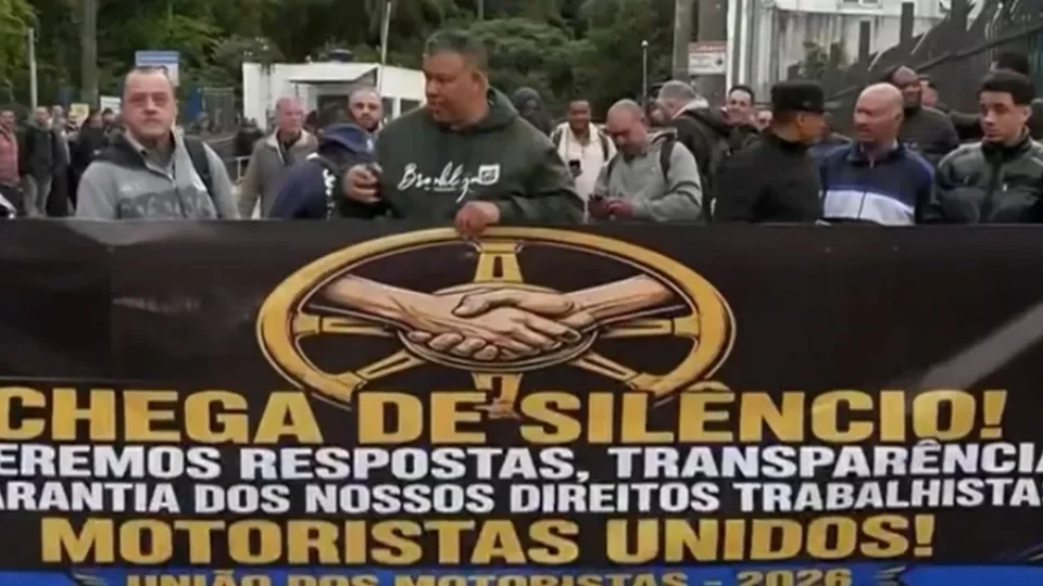 Greve de ônibus afeta 267 mil passageiros na zona sul de São Paulo