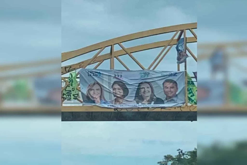 Representação aponta banner de grandes dimensões instalado em passarela sobre a EPNB; processo foi redistribuído pela Justiça Eleitoral