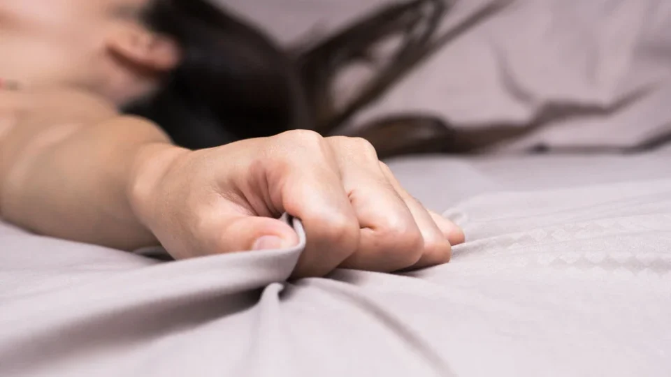 Edging: conheça a técnica que pode prolongar o orgasmo e aumentar o controle durante o sexo