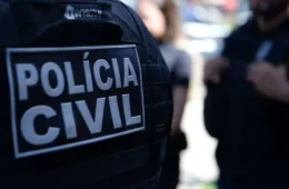 Homem mata mulher, posta foto do corpo e morre em confronto com a PM
