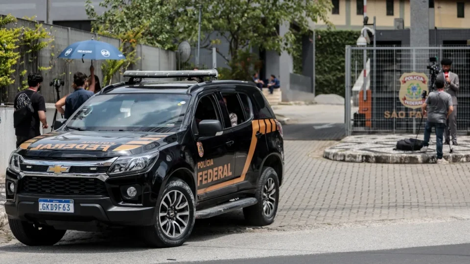 PF aperta cerco a esquema bilionário de lavagem de dinheiro