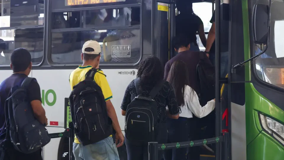 Transporte público deve ser gratuito no segundo turno das eleições