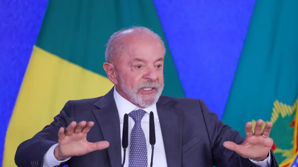 Pacote de benefícios de Lula chega a quase R$ 300 bilhões em ano eleitoral