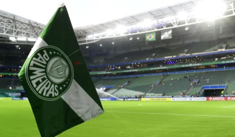 Palmeiras enfrenta Athletico-PR hoje às 19h30 pelo Brasileirão
