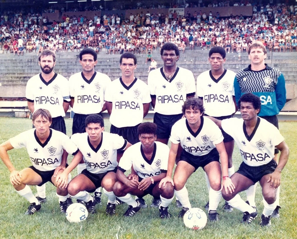 O futuro do clube depende das negociações com o Sertãozinho, da análise judicial e das exigências da Federação Paulista de Futebol.