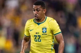 Samuel Lino marca duas vezes pela Seleção e recebe elogios nas redes sociais