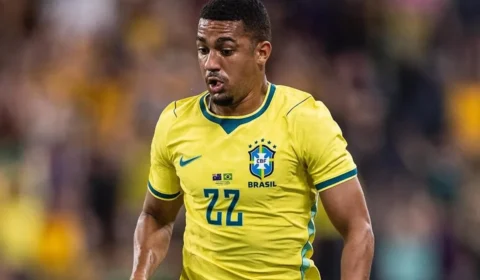 Samuel Lino marca duas vezes pela Seleção e recebe elogios nas redes sociais