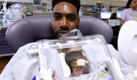 VÍDEO: Nova incubadora permite que pais abracem bebês prematuros durante internação na UTI