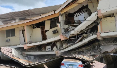 Terremoto de magnitude 7,6 atinge Panamá e provoca alerta de tsunami em vários países
