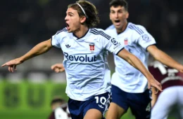 Nico Paz comanda virada impressionante do Como sobre o Torino com três gols no fim